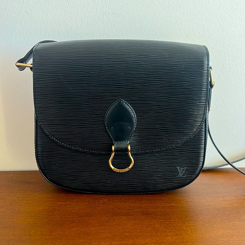 AUTHENTIC Vintage Epi Leather Mini Saint Cloud Crossbody Louis Vuitton